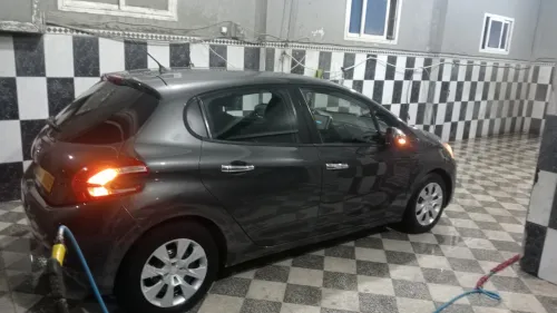 Peugeot 208 2013 Access
