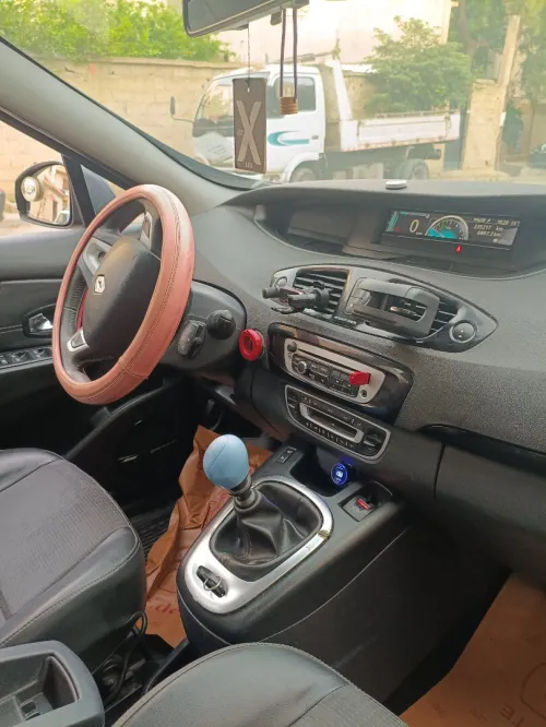 Renault Scenic 2012 Bose