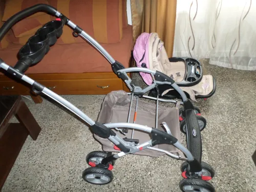 Poussette Pinguin neuve jamais utilsée
