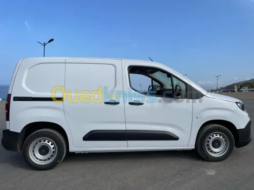 transport marchandises et déménagement  PARTNER / DOBLO نقل البضائع و الترحيل 