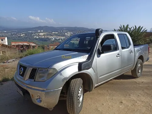 Nissan Navara 2013 Elegance 4x2