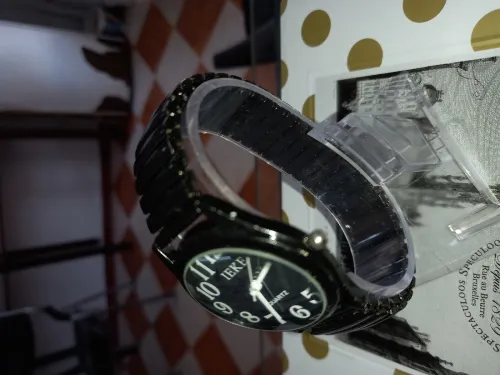 MONTRE VENU DE FRANCE