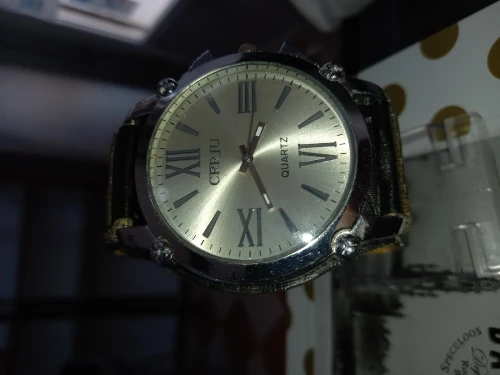 MONTRE VENU DE FRANCE