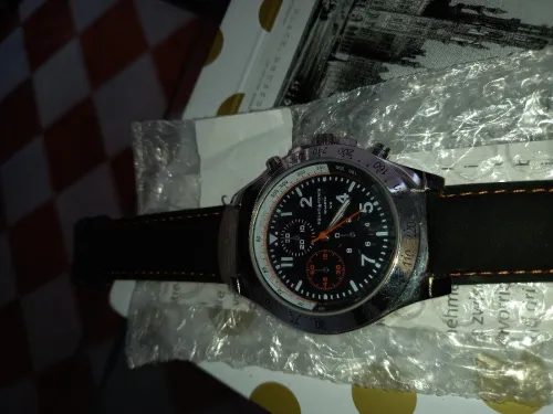 MONTRE VENU DE FRANCE