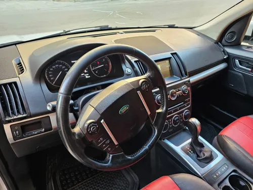 Land Rover Land Rover  2014 Premium 