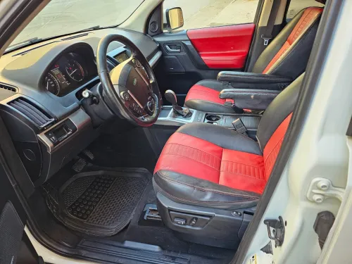 Land Rover Land Rover  2014 Premium 