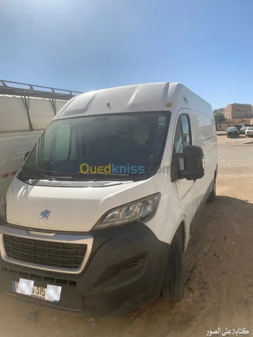 Peugeot Boxer 2015 و3 بانو 2015