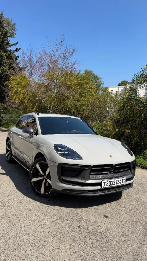 Porsche Macan t 2024 