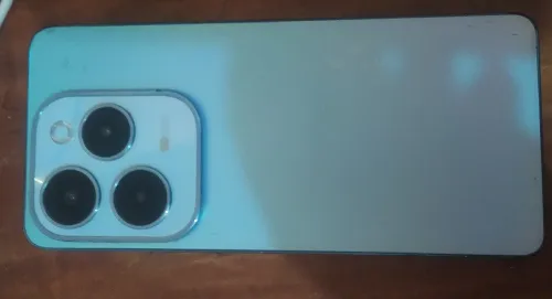 Infinix Hot 40