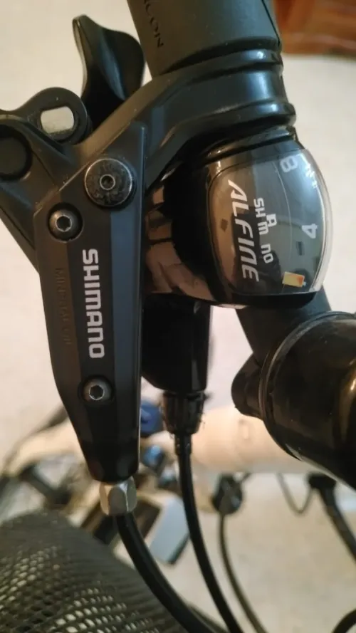 divers matériel de sport à vendre chasse sous-marine vélo électrique Zodiac sport de combat et cetera et cetera