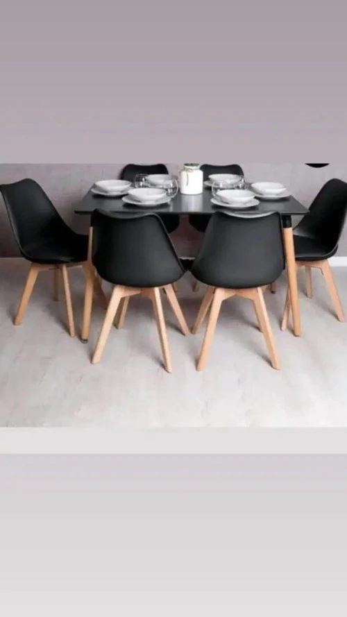 Plusieurs pack Table et chaises Tulipes