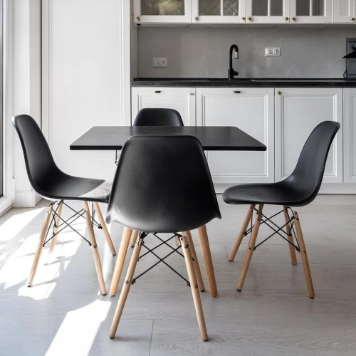 Plusieurs pack Tables+ chaises scandinaves