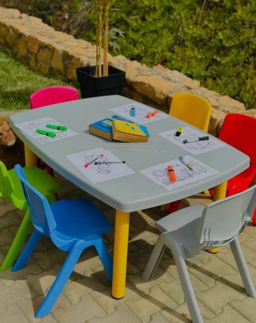 Tables et chaises pour Crèche au meilleur prix
