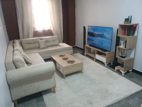 Table basse, meuble télé et un rangement à 4 étages