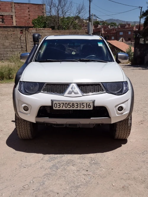 Mitsubishi L200 2015 Doube cabine Evolution