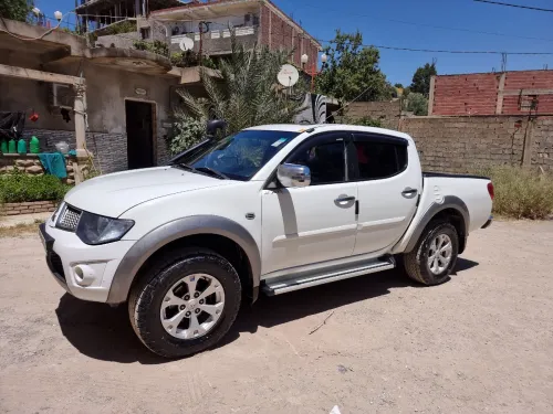 Mitsubishi L200 2015 Doube cabine Evolution