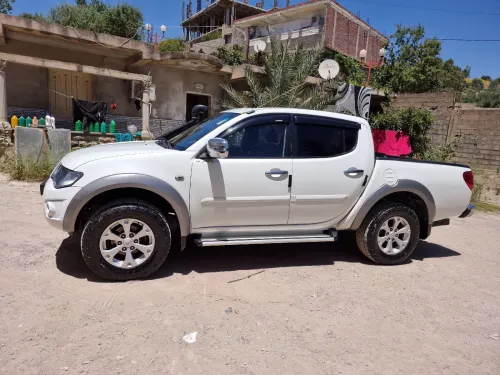Mitsubishi L200 2015 Doube cabine Evolution