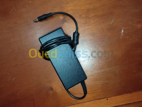 Chargeur Toshiba 