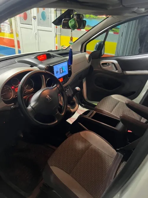 Peugeot Partner 2013 Tepee Allure 