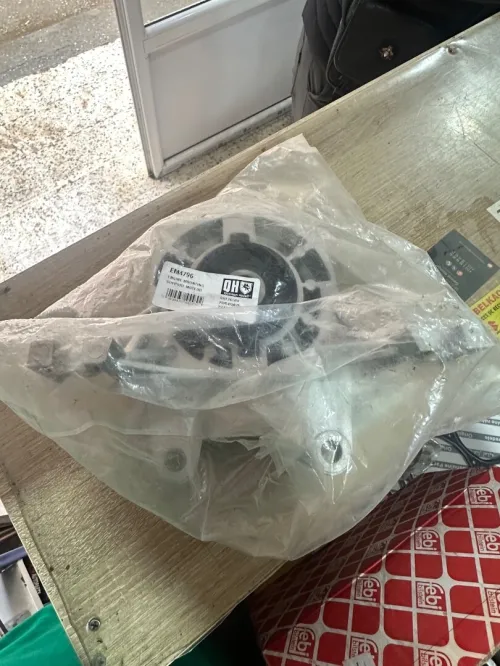 Support moteur boîte à vitesse Fiat bravo 2