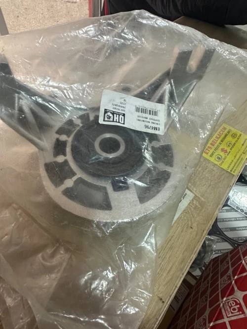 Support moteur boîte à vitesse Fiat bravo 2