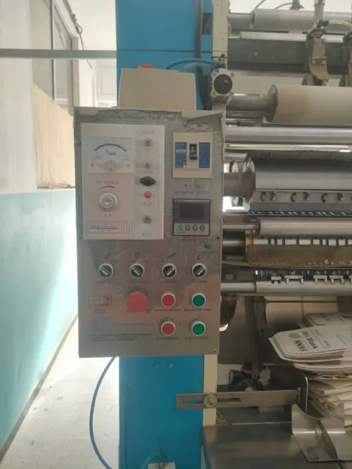 machine pour transformation de papier facial (zig zag)