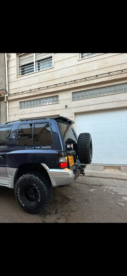 Mitsubishi Pajero Court 1998 