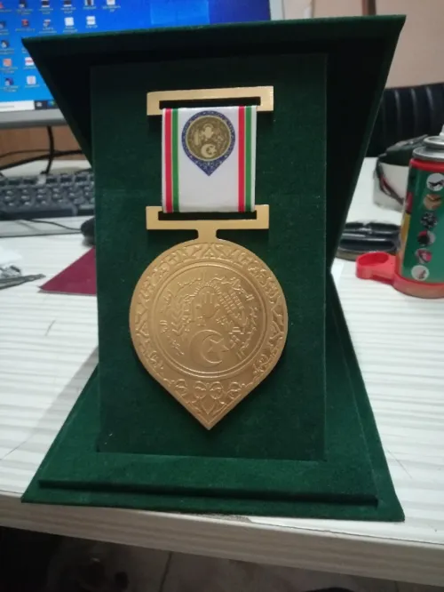 médaille bronze personnalisé et trophée 