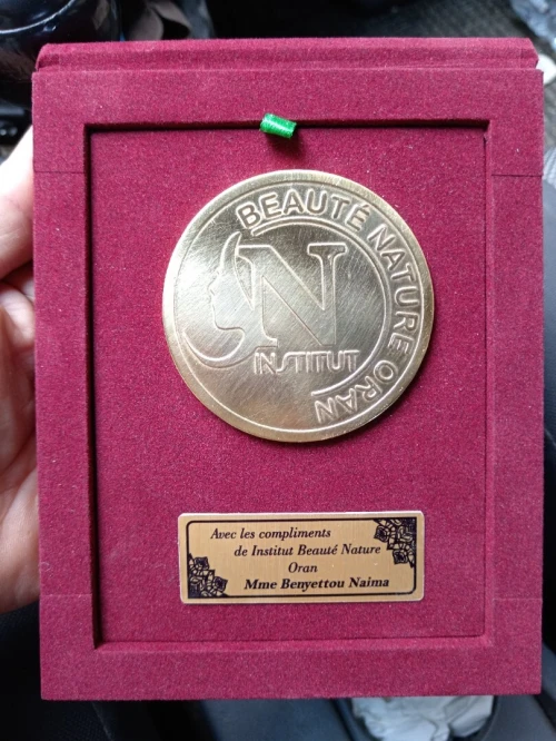 médaille bronze personnalisé et trophée 