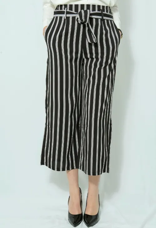 Lot de vêtements pour femme neufs importés !