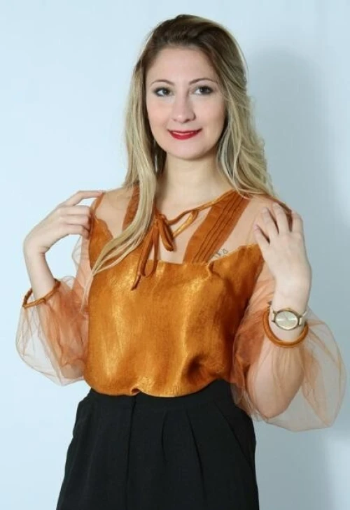 Lot de vêtements pour femme neufs importés !