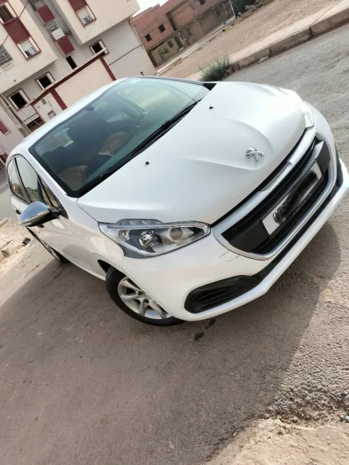 Peugeot 208 2016 Active Facelift