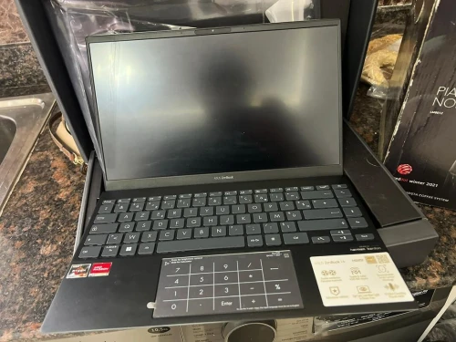 Asus zeenbook 14 um425q