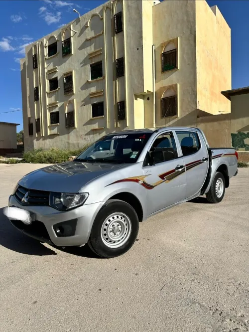 Mitsubishi L200 2013 L200