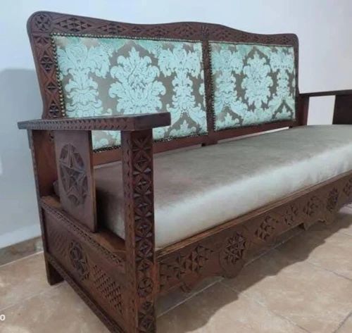 commande de chaise médaillon,  tapisserie rénovation et personnalisation cd meubles