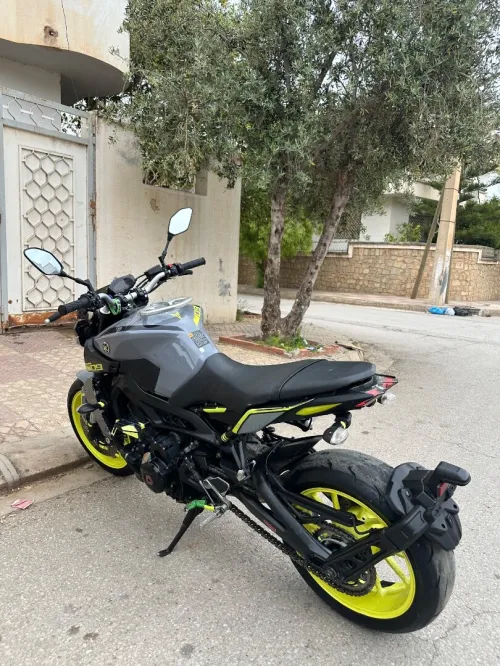 YAMAHA MT 09 2018