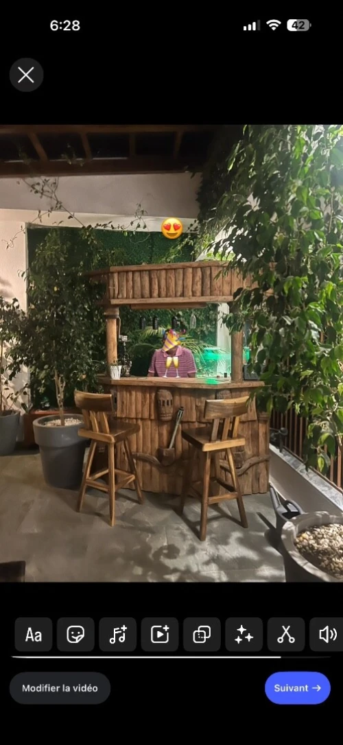 bar extérieur en bois
