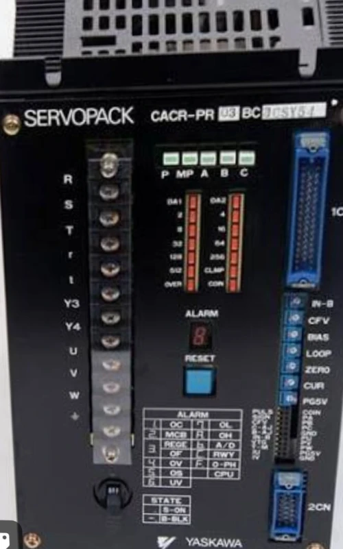 Servopack /Servomoteur yaskawa /OMRON
