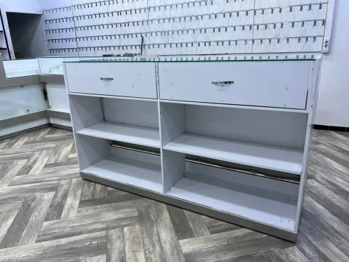 Comptoir présentoir en bois blanc كونتوار أبيض خشبي 