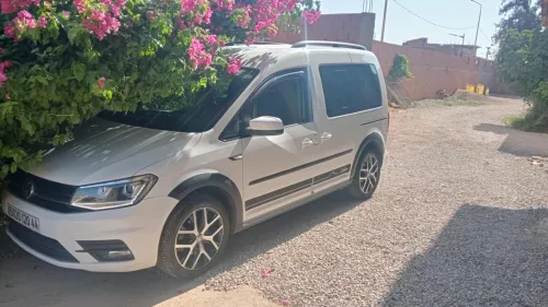 Volkswagen Caddy 2020 Outdoor