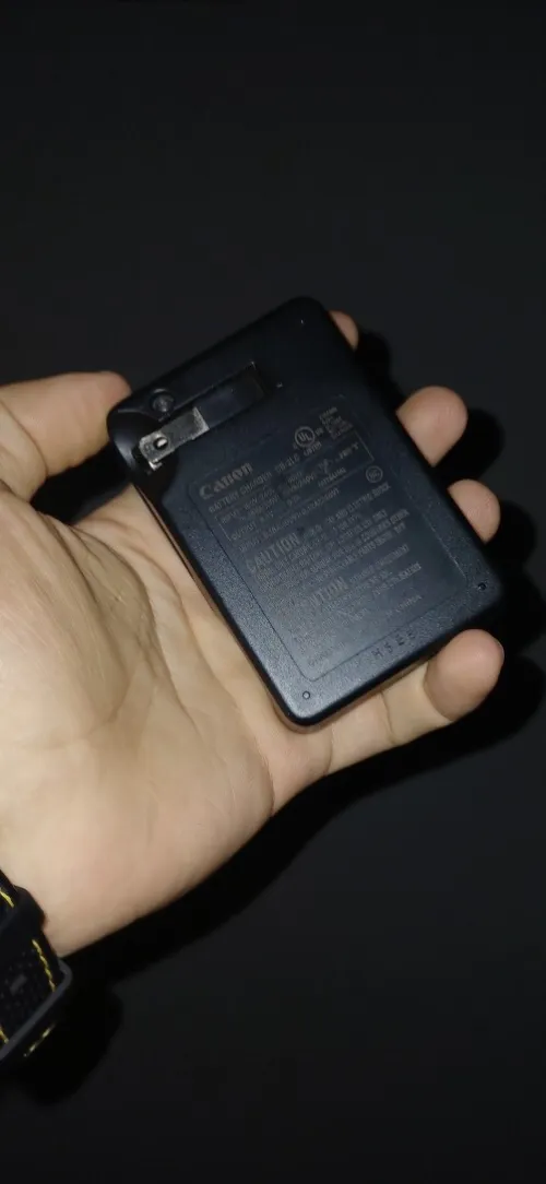 chargeur batterie canon 
