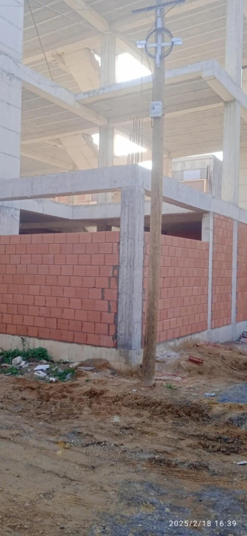 الترميم والبناء 