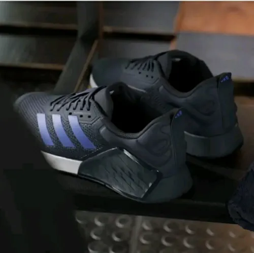 basquet Adidas pointure 50