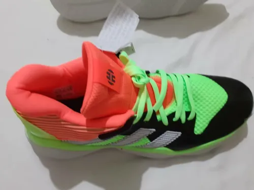 basquet Adidas pointure 50