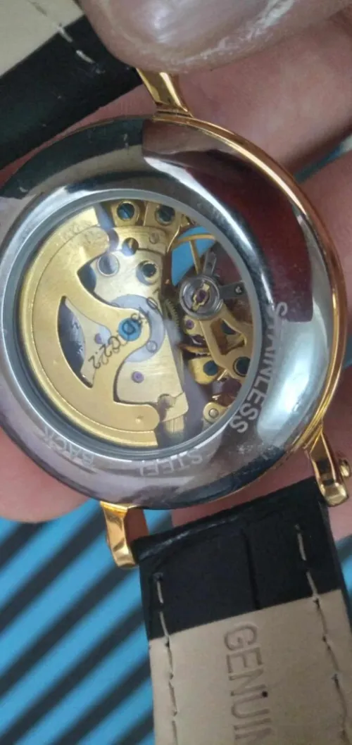stainless steel back ساعة اليد