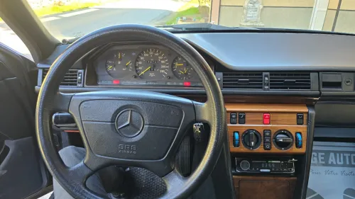 Mercedes Classe E 1993 250