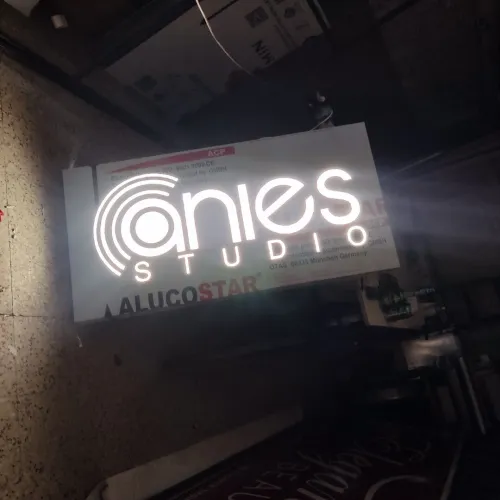 Enseignes lumineuses 