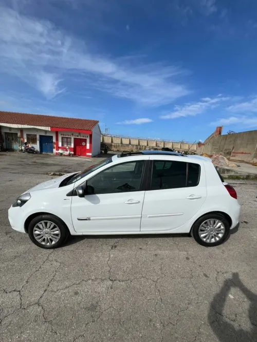 Renault Clio 3 2012 Night and Day