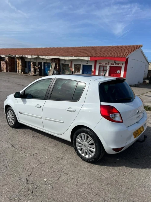 Renault Clio 3 2012 Night and Day