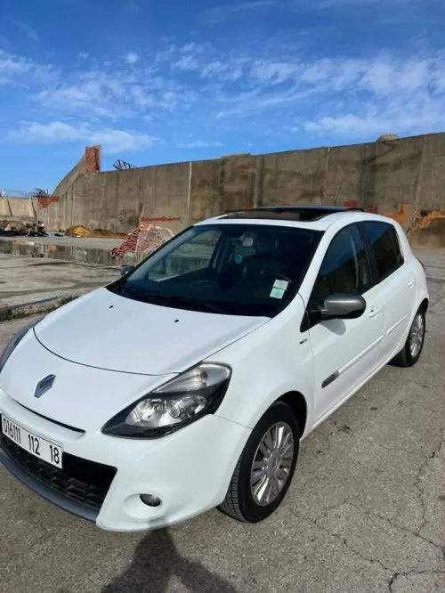 Renault Clio 3 2012 Night and Day